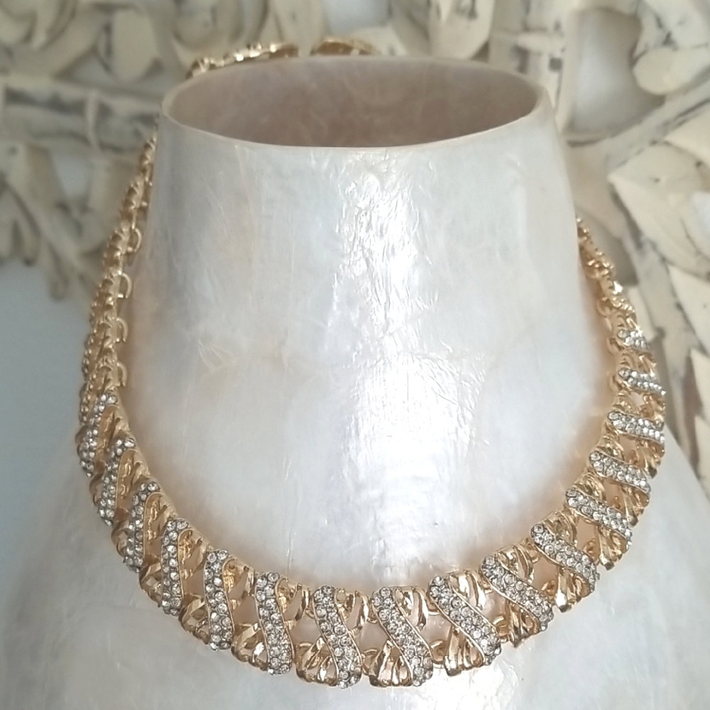 Vintage gold-tone and Rhinestone Choker Necklace